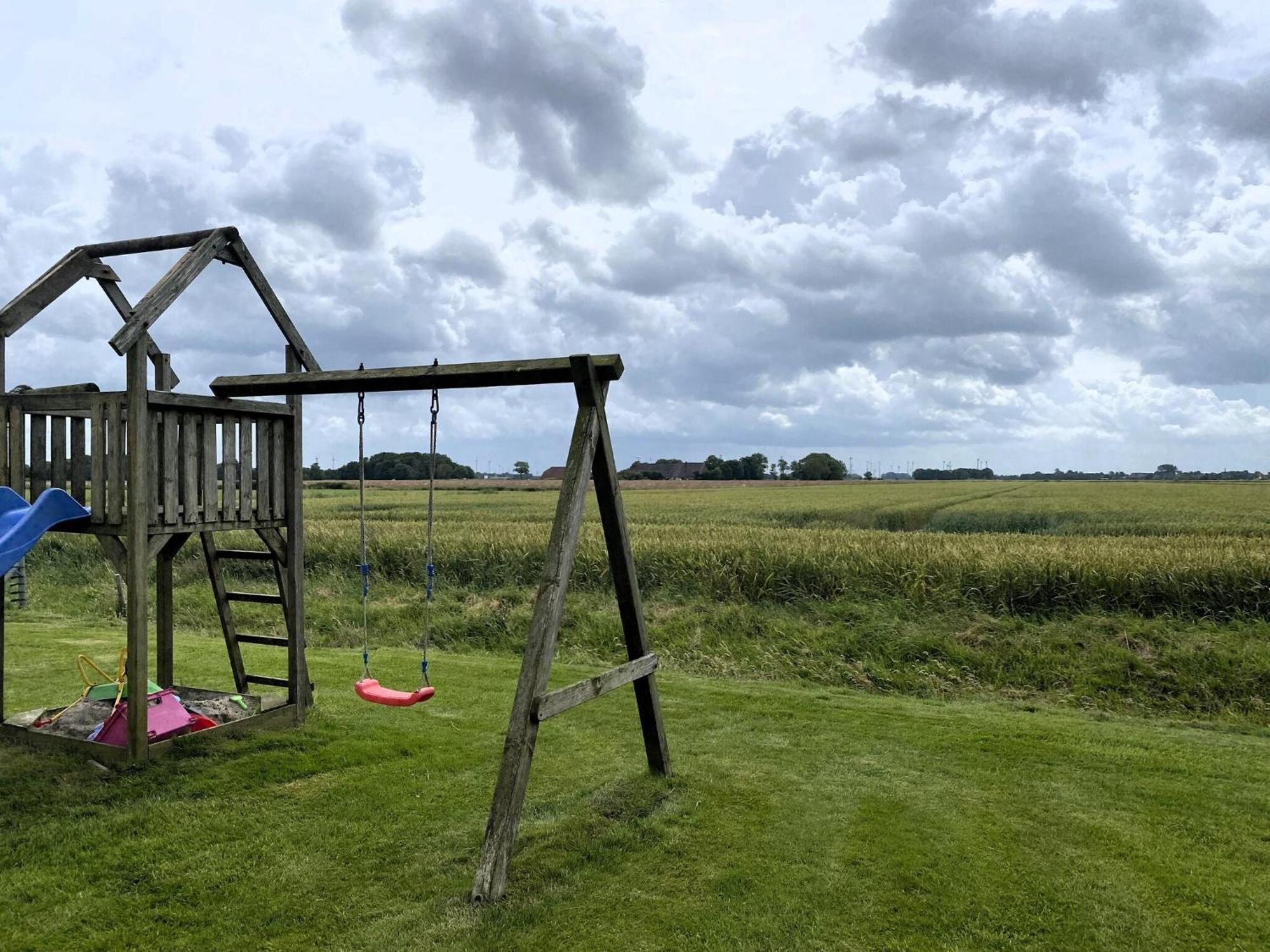 Spacious Apartments With Private Terrace Near The North Sea Dike Neßmersiel エクステリア 写真