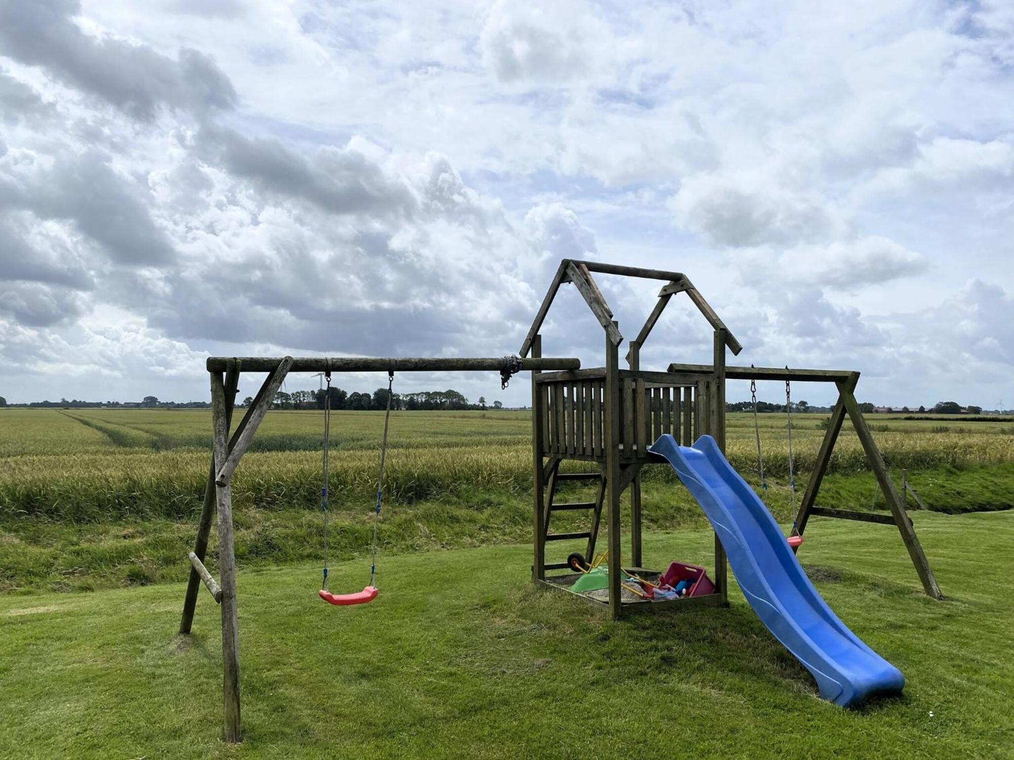 Spacious Apartments With Private Terrace Near The North Sea Dike Neßmersiel エクステリア 写真